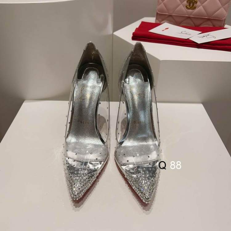 Picture of Christian Shoes _SKUCLsz35-401.56.57.883207.5CM3CK0409